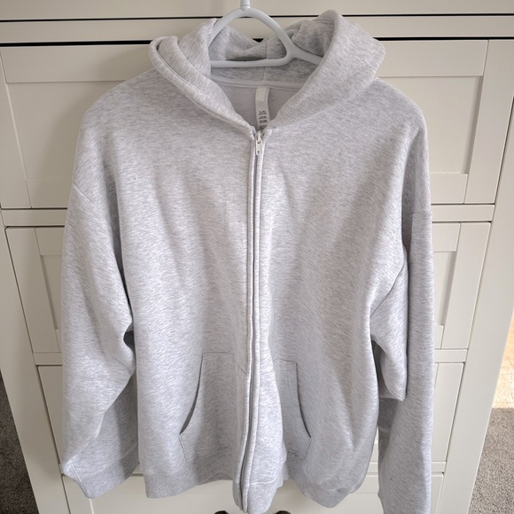 SKIMS Tops - NWOT Skims oversized zip up hoodie